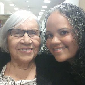 Meet your Posher, Elisa